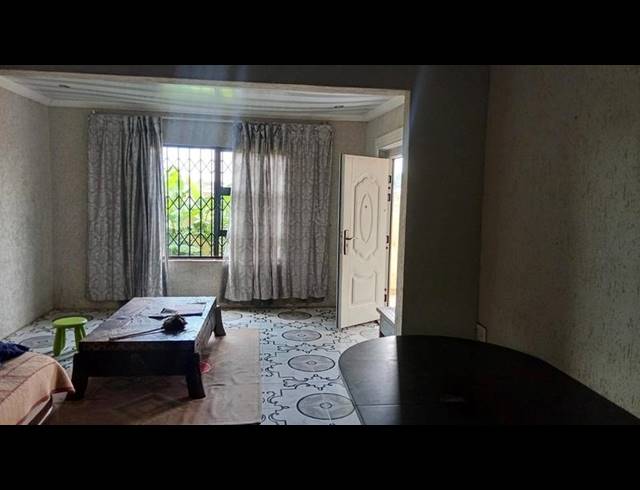 2 BEDROOM HOUSE FOR SALE IN JABULANI